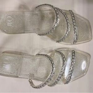 Jelly sandals flat w/ chain- JLO